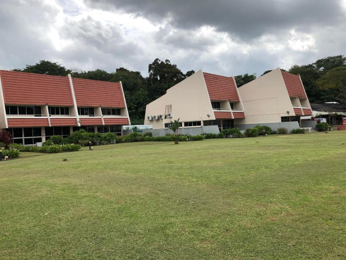 Seaside Glamping@heritage Chalet Perkemahan