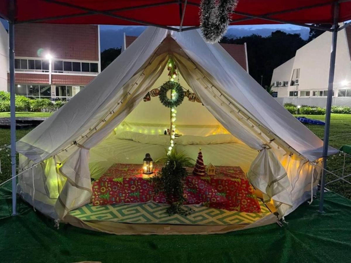 Seaside Glamping@heritage Chalet Perkemahan Singapore