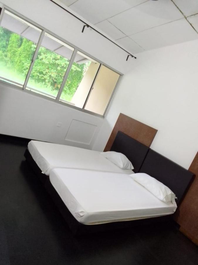 Seaside Glamping@heritage Chalet Perkemahan Singapore